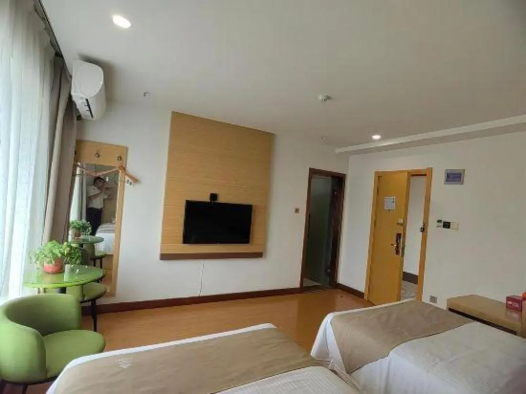*** Hotel Greentree Inn Pingdingshan Wanda Plaza Branch China